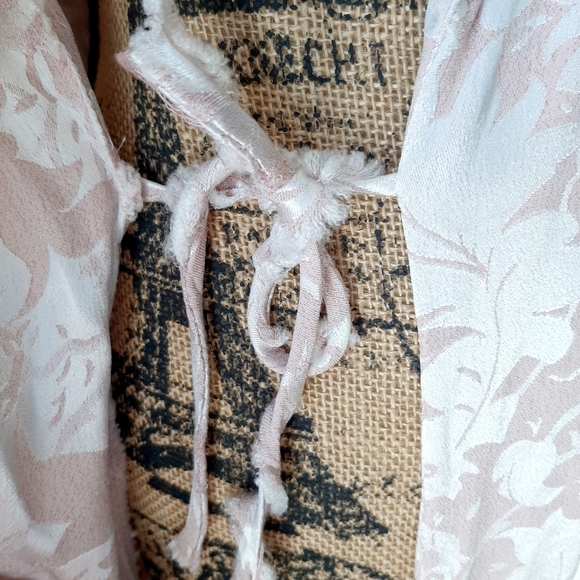 VICTORIA'S SECRET ROBE - Picture 7 of 14